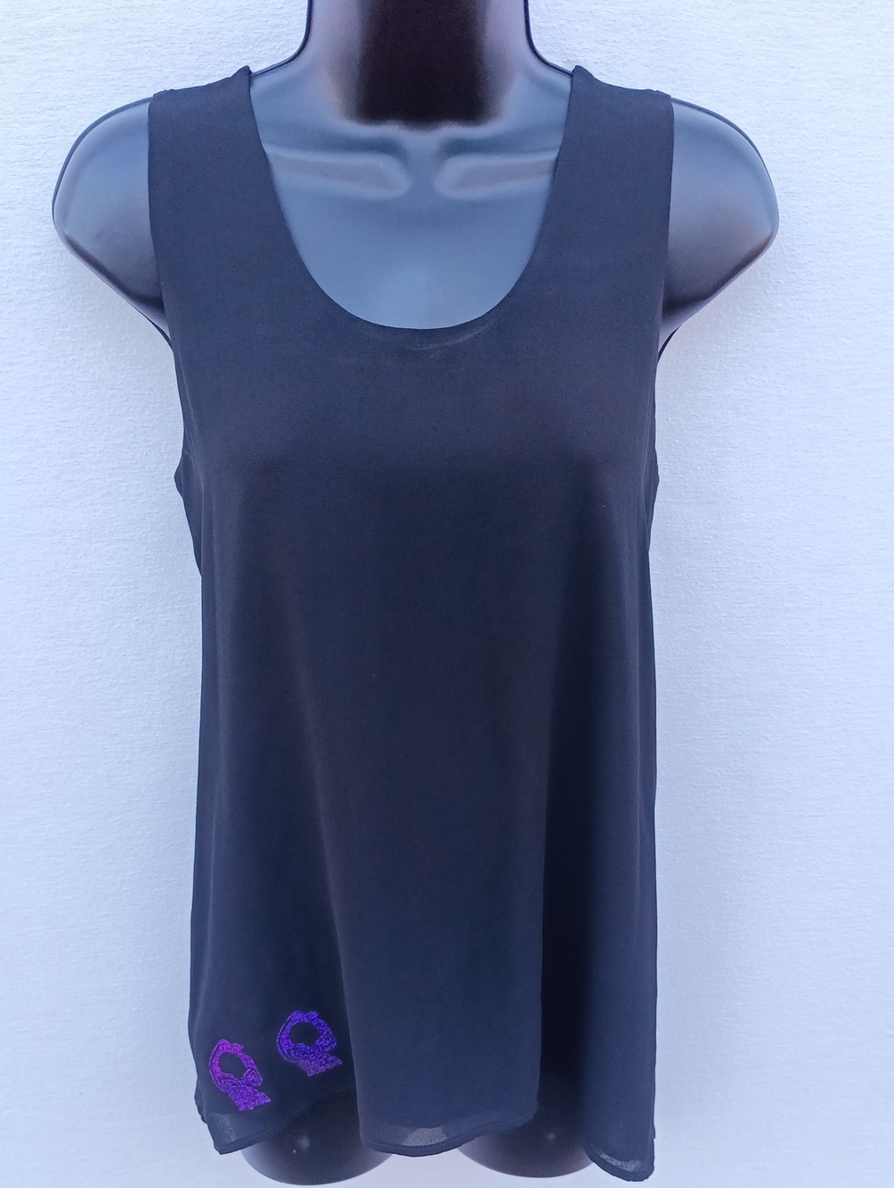 Naked Zebra Black Scoop Neck Tank w Purple Metallic Glitter Skull Graphic & Text